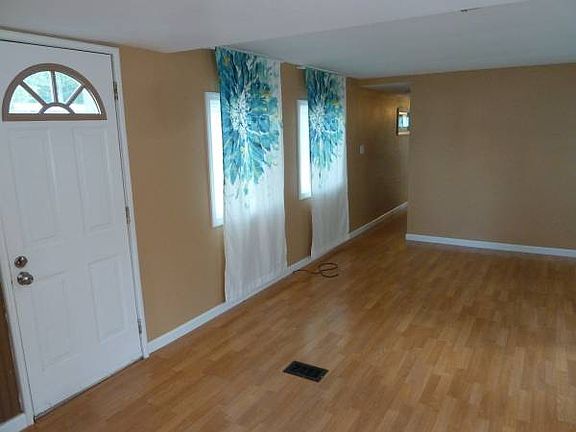 3rd image of 1795 Osborn Ave Unit 74