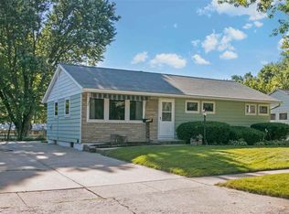 1314 Whiting Avenue Ct, Iowa City, IA 52245