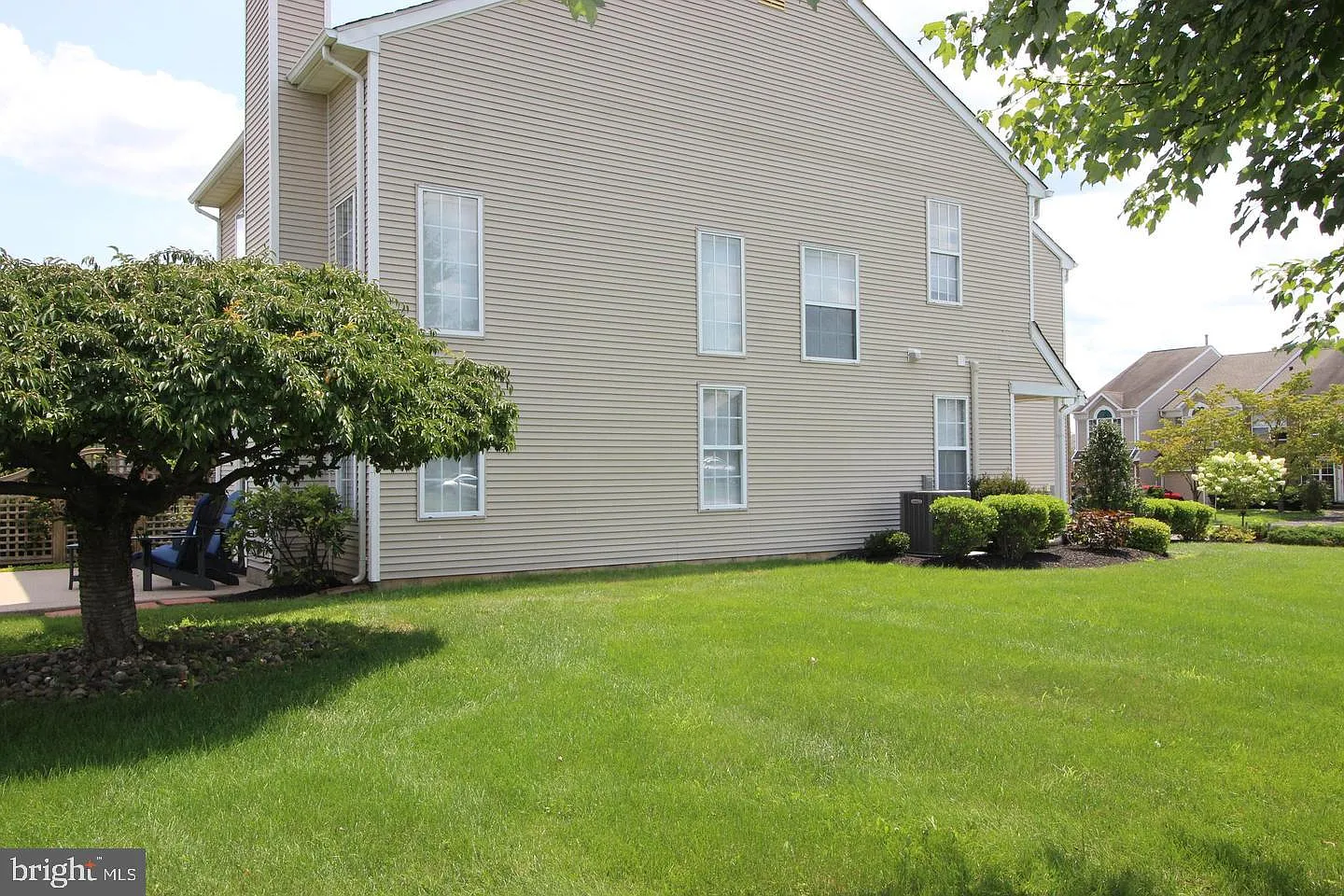 2 bed, 2.5 bath, 2078 sqft, $3,190 — Photo 4