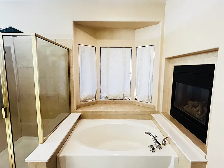 10852 Montasola St — Photo 16
