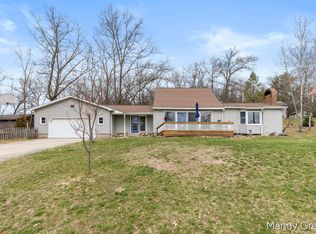 3612 Holiday Dr, Greenville, MI 48838