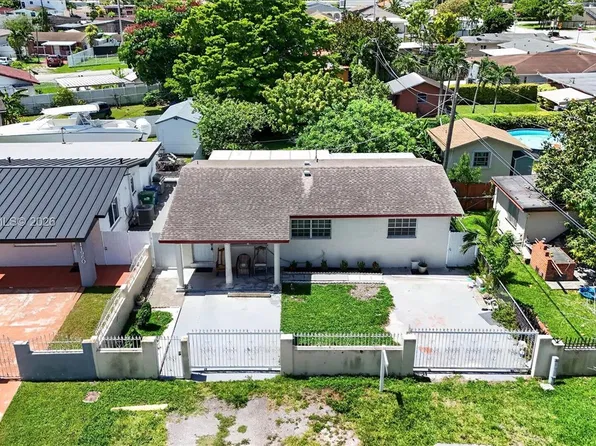 11970 SW 4th Ter, Miami, FL 33184