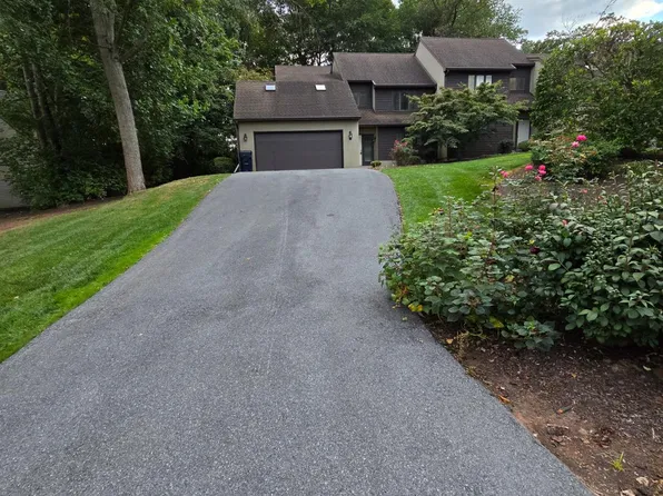 55 Hawk Valley Ln, Denver, PA 17517
