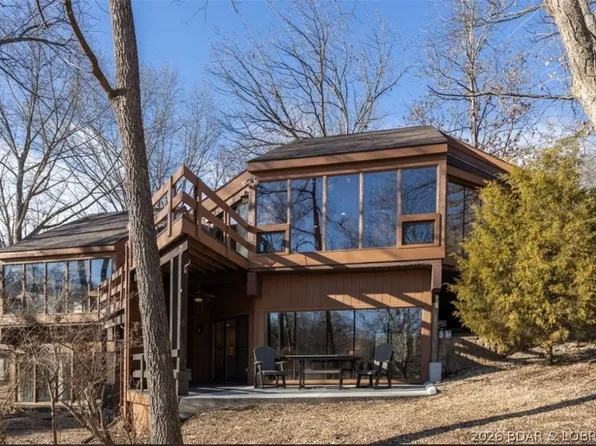 328 Hogan Dr #A, Lake Ozark, MO 65049