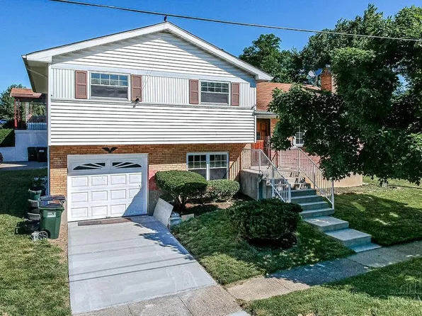 6601 July Ct, Cincinnati, OH 45239