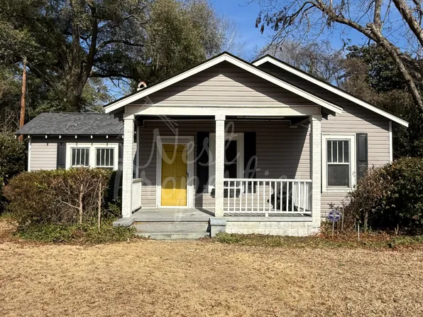 410 Law St, Bishopville, SC 29010