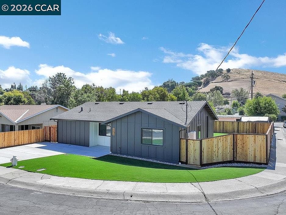 1st image of 4395 Cabrilho Dr