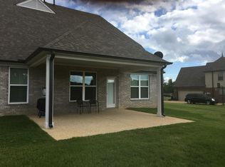 4071 Carolyn Mitchell Dr, Olive Branch, MS 38654