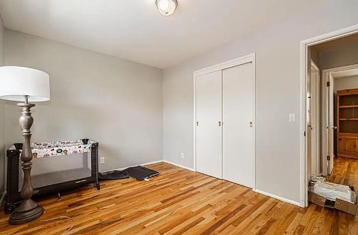 1501 Austin Ave — Photo 6