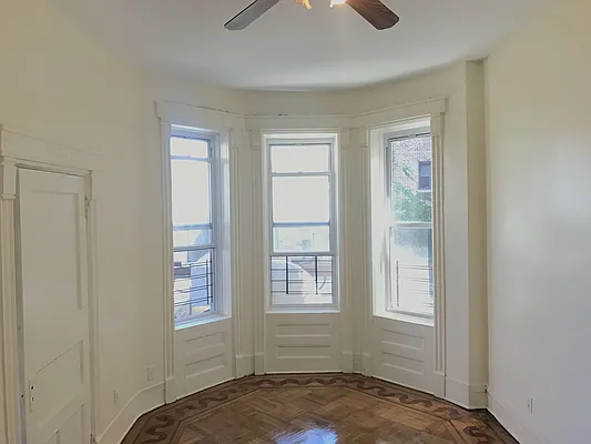 Rented by Rapid Realty Sunset Park Inc | media 21