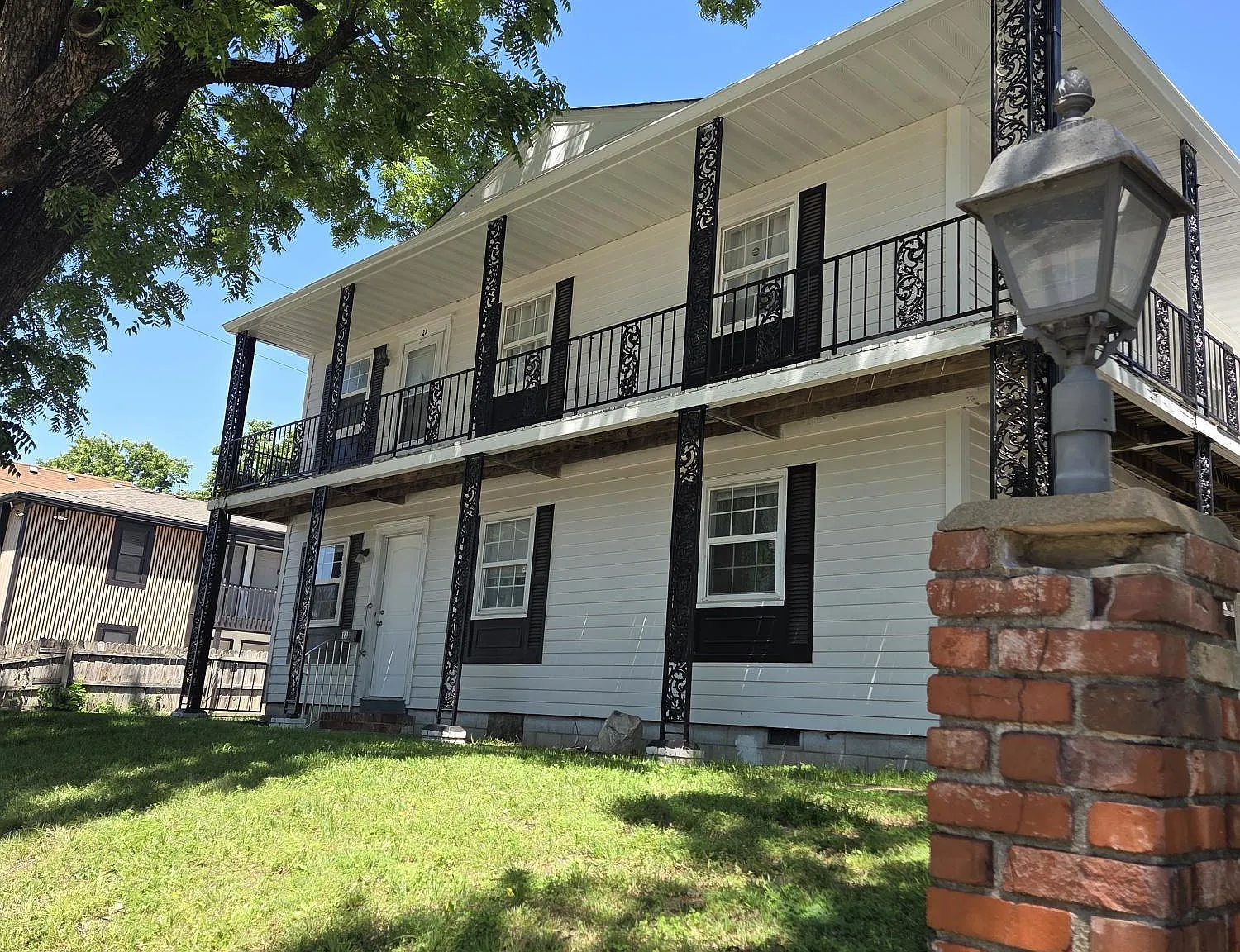 649 South Ave — Photo 3