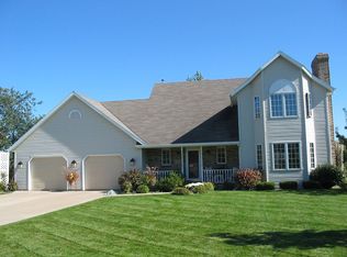 725 Lone Oak Rd, De Pere, WI 54115