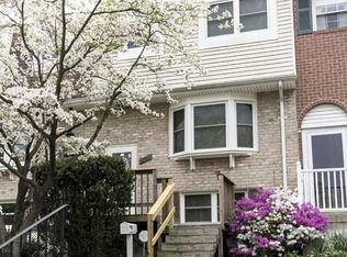 919 Elm Rd, Baltimore, MD 21227