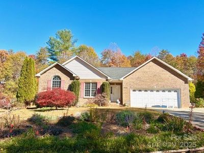 3724 26th Street Dr NE, Hickory, NC, 28601