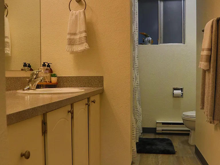 Harborwood West Apartments — Photo 43