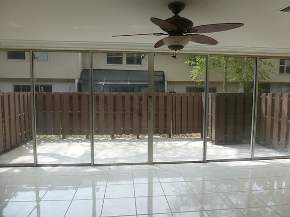 4th image of 849 NW 81st Ave