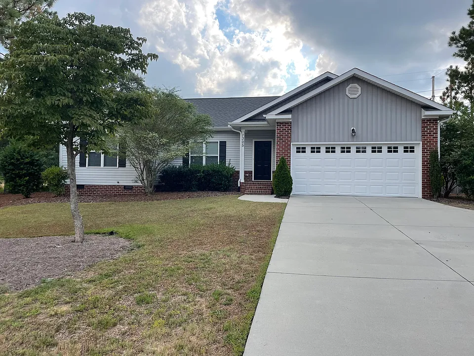 1305 Burning Tree Rd