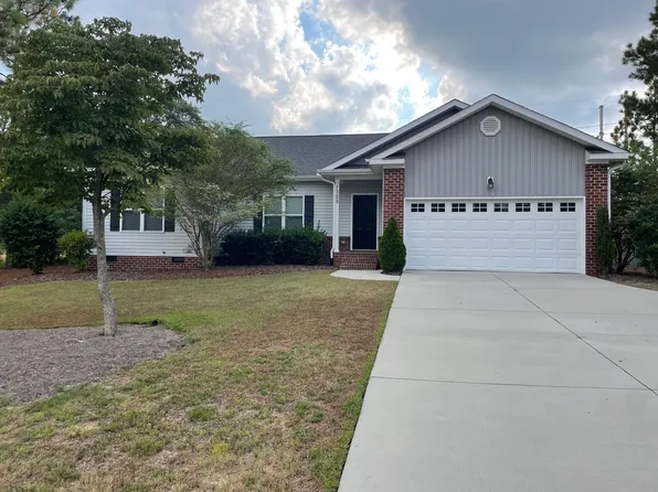 1305 Burning Tree Rd, Pinehurst, NC 28374