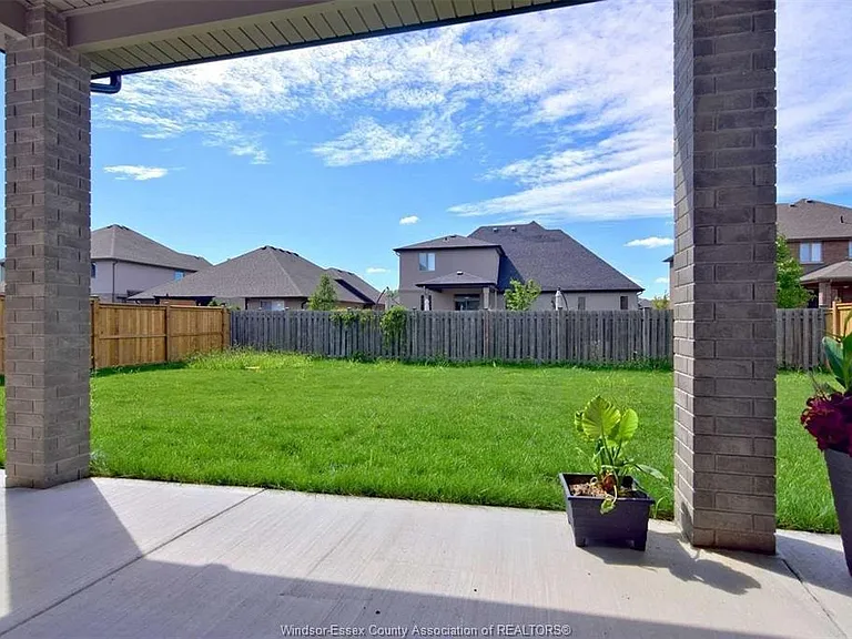 257 Arkona Ct — Photo 23