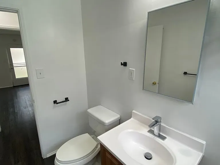 1019 Stanley Ave #1029 — Photo 17