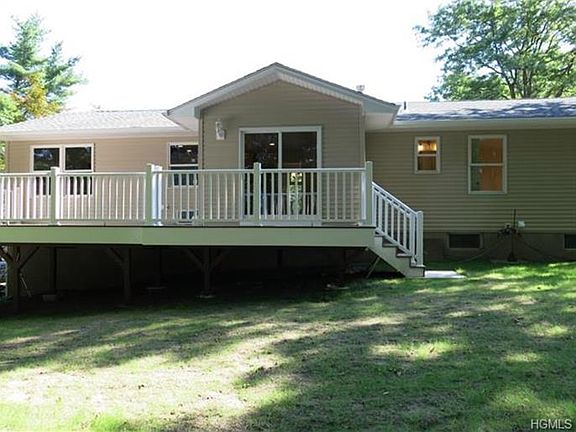 5th image of 19 Victoria Dr