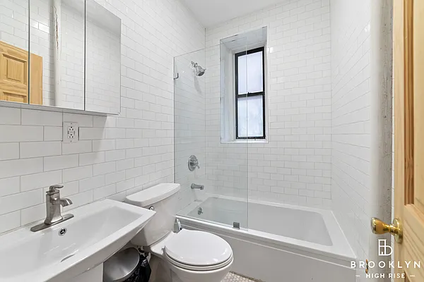 Rented by Brooklyn High Rise LLC | media 23