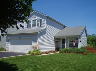 2042 Kentland Dr, Romeoville, IL 60446