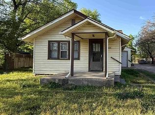 850 W 33rd St N, Wichita, KS 67204
