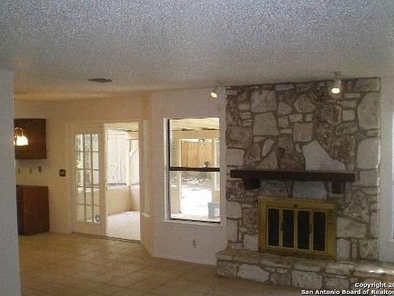 4th image of 3334 Butterleigh Dr
