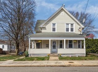 469 Winter St, Woonsocket, RI 02895