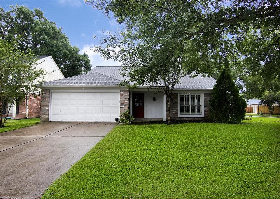1st image of 21223 Park Valley Dr
