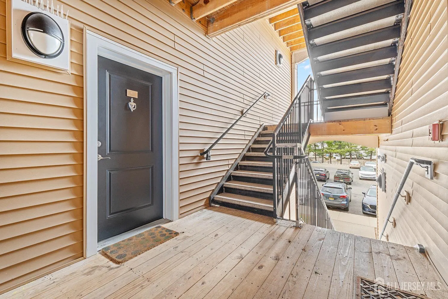 2 bed, 2.0 bath, $2,700 — Photo 4