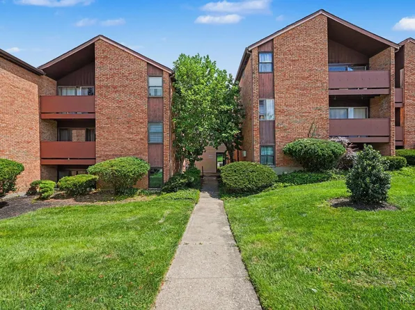 4906 Chalet Dr, Cincinnati, OH 45217