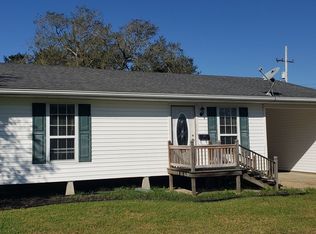 213 N Suire St, Erath, LA 70533