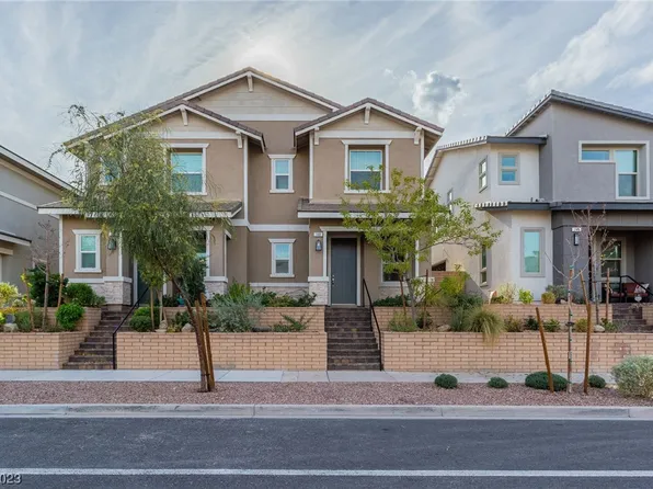 748 N Water St, Henderson, NV 89015