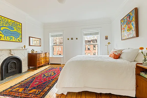 Sold by Compass | media 8