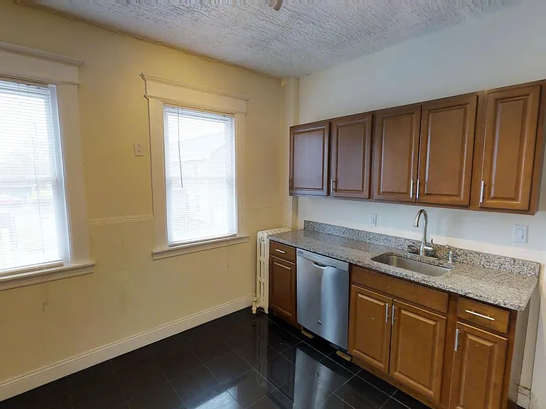 1407 E Fayette St #1 — Photo 5