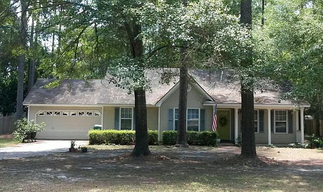 1st image of 405 Highland Heights Dr