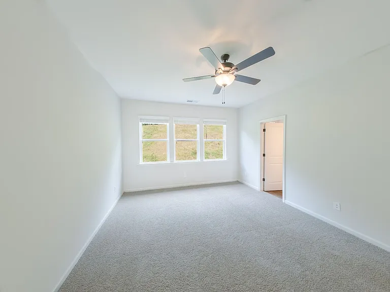 411 Summit View Ln #3 — Photo 10