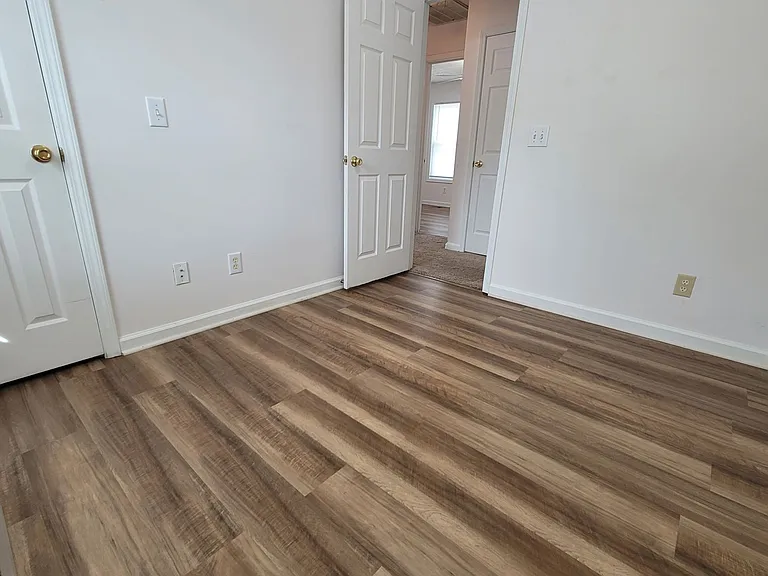 160 2nd St #110 — Photo 33
