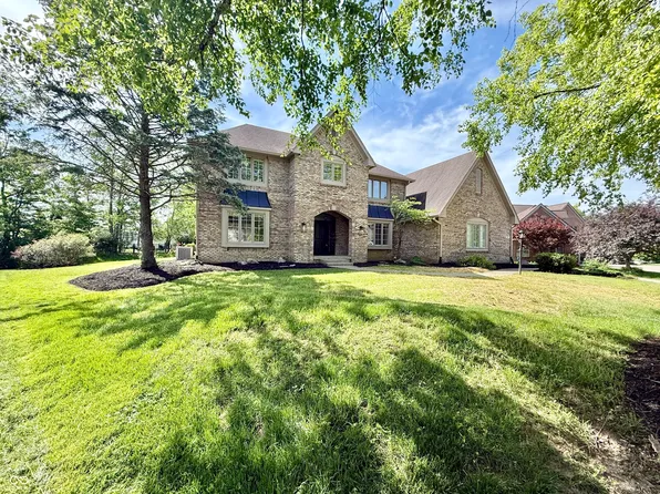897 Copperwood Dr, Carmel, IN 46033