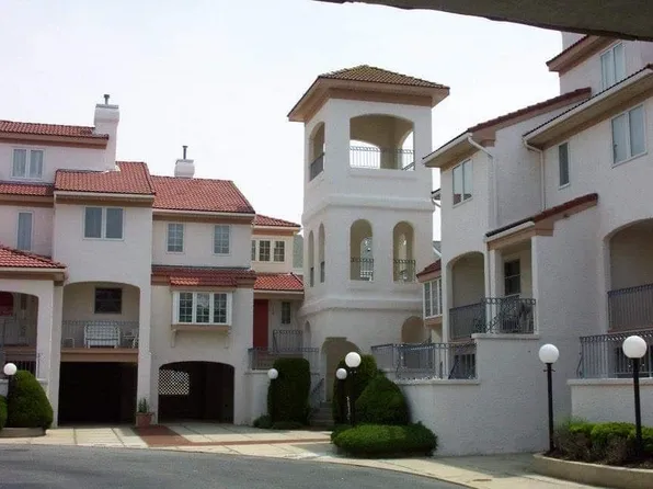 301 E South Station Ave APT 126, Wildwood, NJ 08260