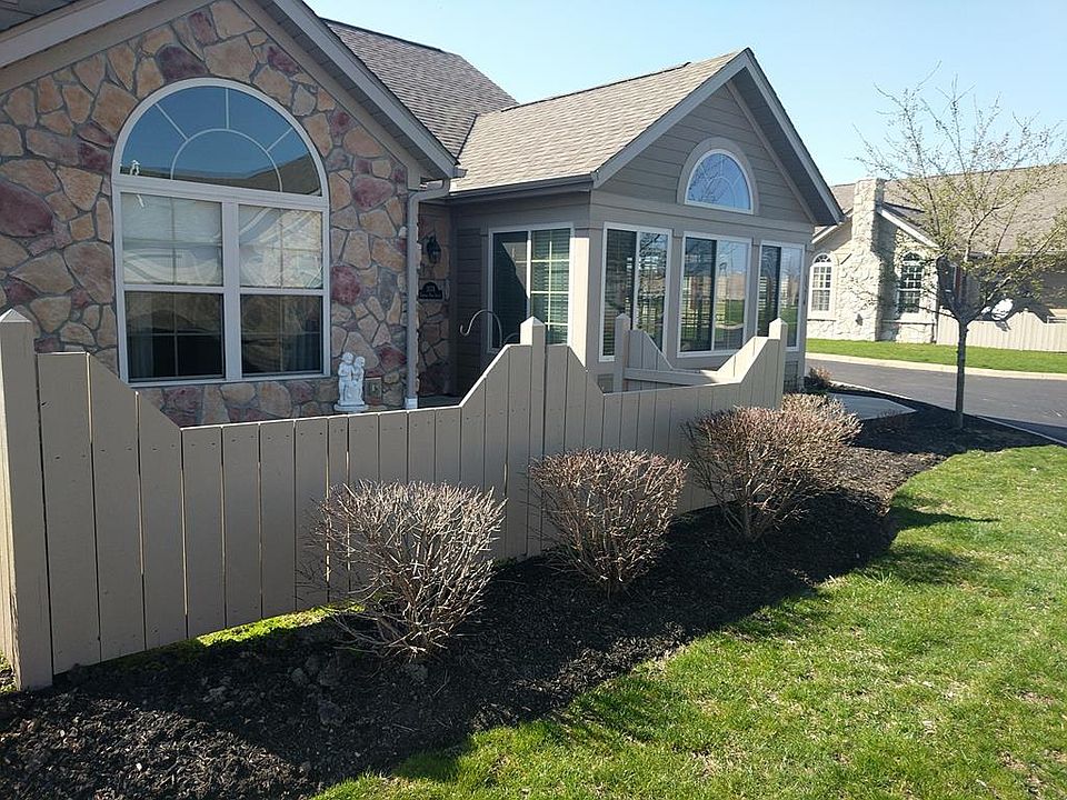 1st image of 1574 Center Park Dr
