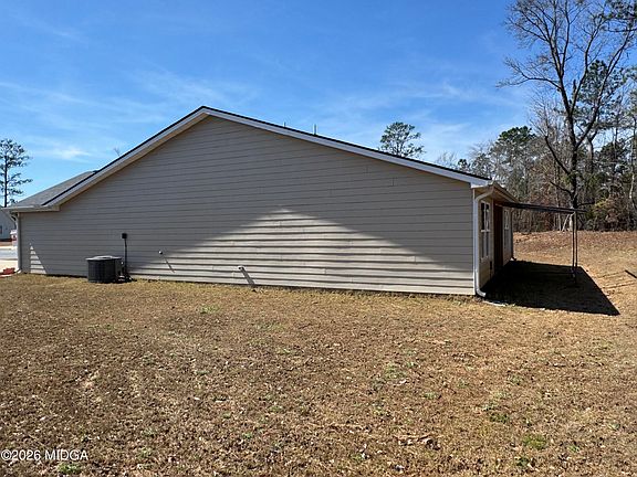 5th image of 506 Pine Meadows Ct