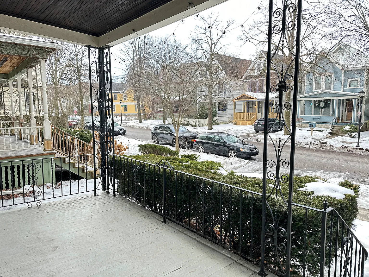 3 bed, 1286 sqft, $2,500 — Photo 2