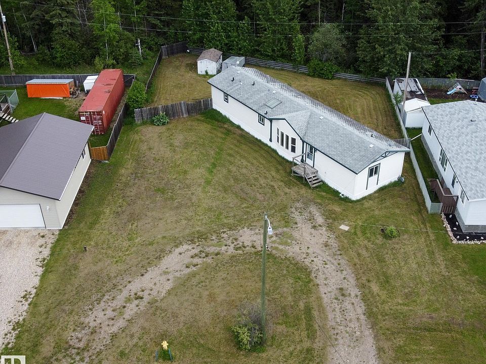 1st image of 4703 52nd St