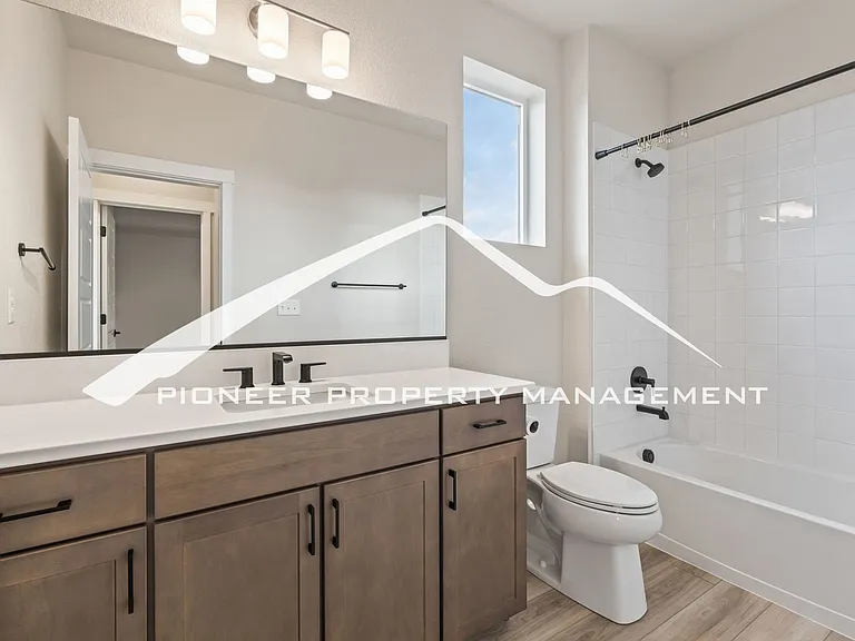 9304 Bugaboo Dr — Photo 34