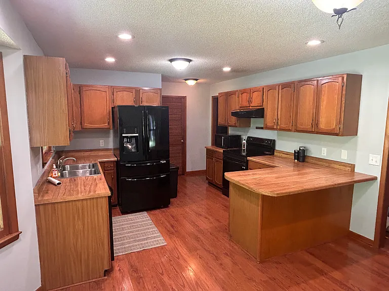 282 State Line Rd — Photo 4