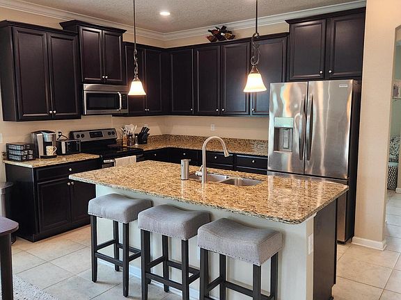 3rd image of 10134 BEDFORD LAKES Court