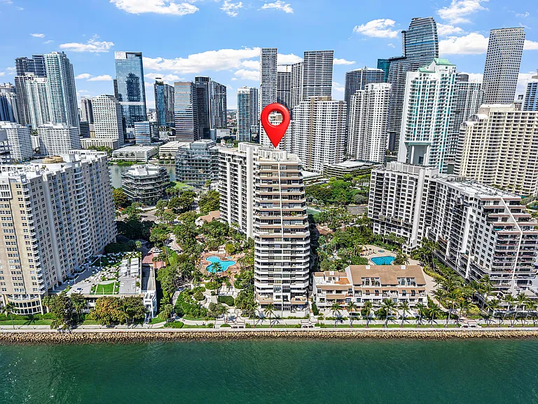 520 Brickell Key Dr #A200 — Photo 6